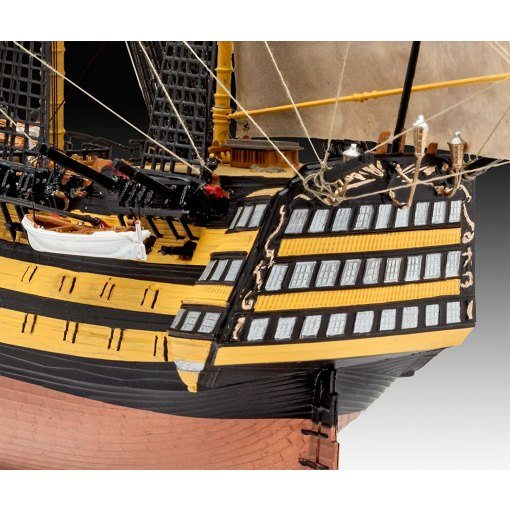 Revell Geschenkset BATTLE OF TRAFALGAR (05767)
