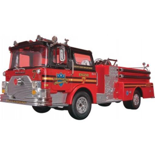 Revell Mack Fire Pumper