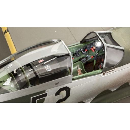 Revell P-51D-5NA Mustang (early version)