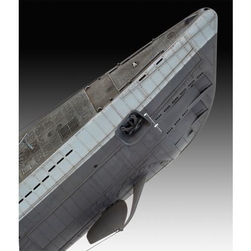 Revell German Submarine Type IX C U67/U