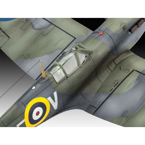 Revell Model Set Spitfire Mk.IIa