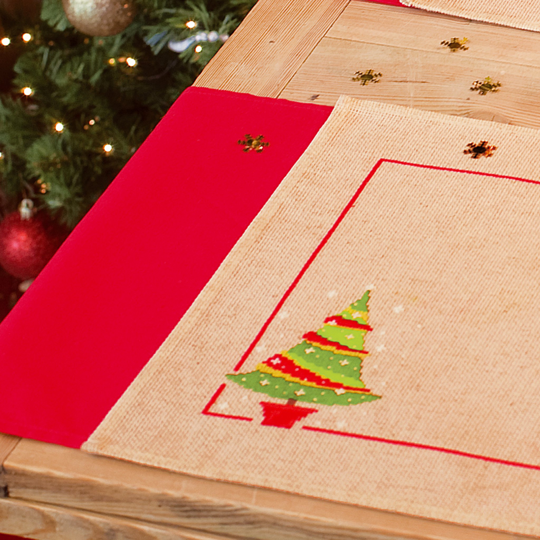 Placemet set Kerstboom borduren (set van 2 stuks) Doezelf.nl