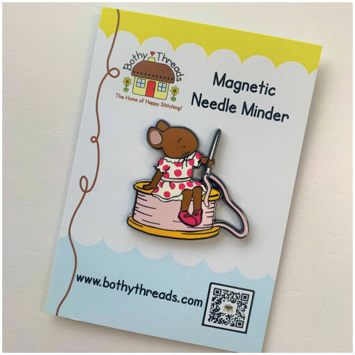 Bothy Threads Needleminder Kate Garrett Sewing Mouse  XA20