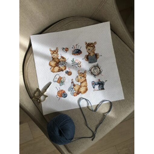 Andriana Sampler. Llama needlewoman borduren (pakket) SANS-62
