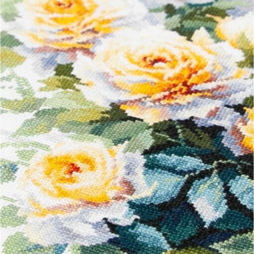 Magic Needle The Queen of Flowers 070-008 borduren (pakket)