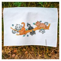Vervaco Handdoek Spelende poesjes PN-0217574 borduren (pakket)