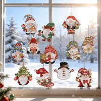Diamond Painting Sleutelhangers Kerstgnomes (12 stuks)