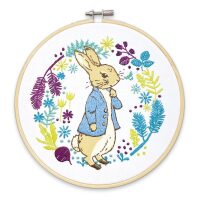 The Crafty Kit Company Peter Rabbit Plans his Next Adventure Vrij borduren pakket EKBP-004